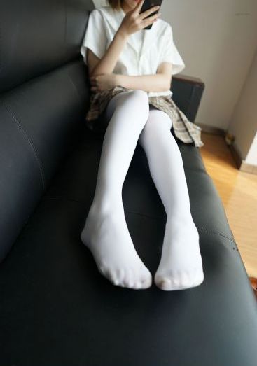 小拗女一区二区三区_剧情片电影免费在线